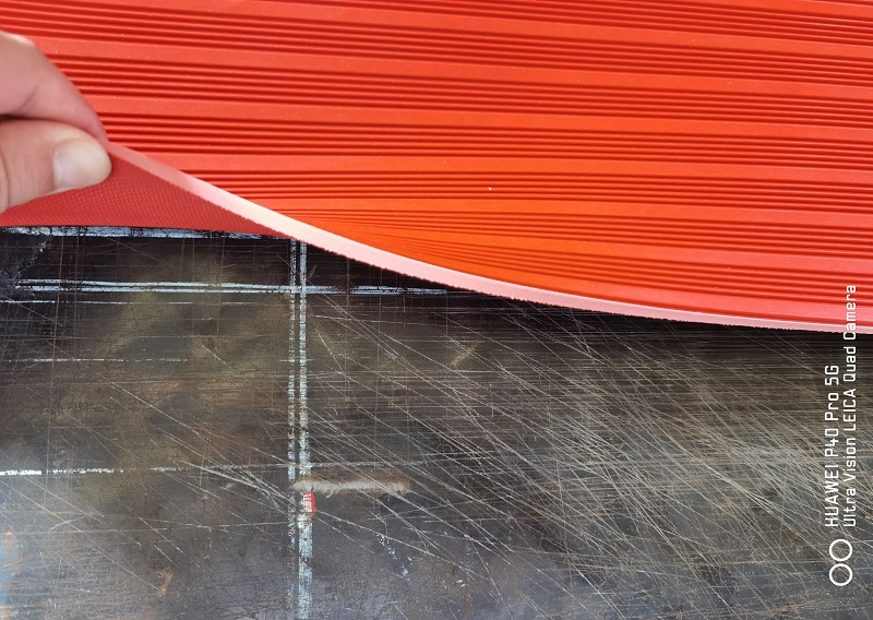 寬細(xì)條紋橡膠板